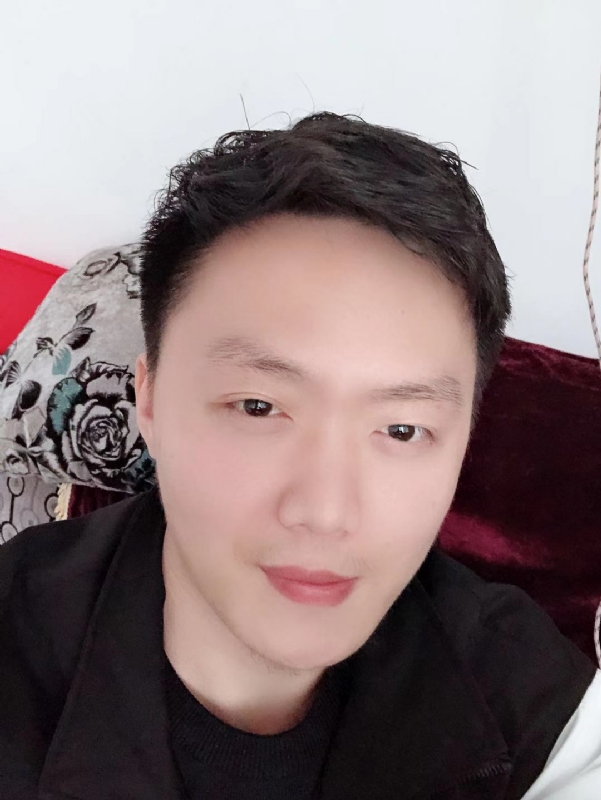 执迷的鲸鱼的第一张照片--宿州相亲服务中心