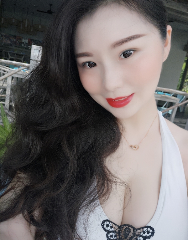 yoyo的第一张照片--宿州相亲服务中心