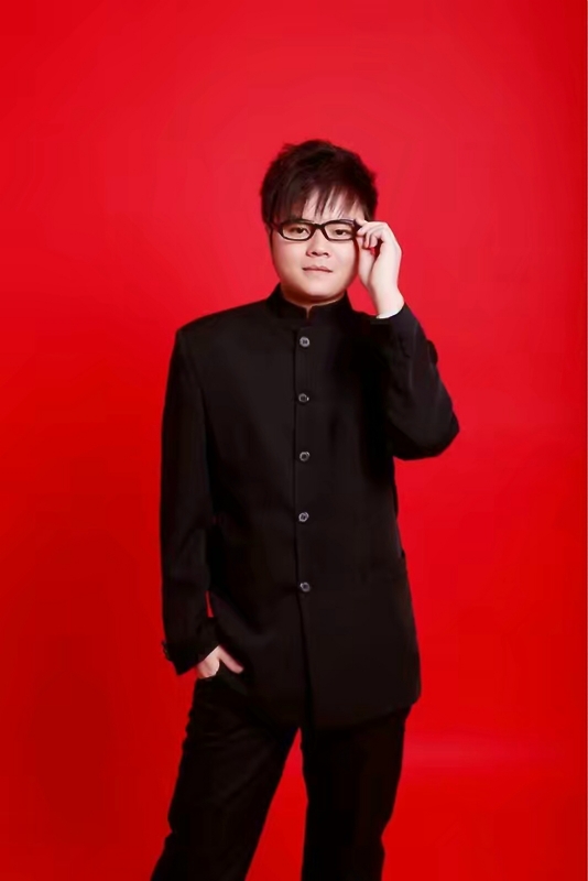 站在远处看童年的第一张照片--宿州相亲服务中心