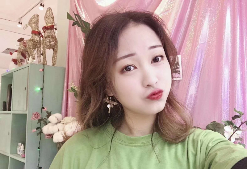 罗兰的第二张照片--宿州相亲服务中心