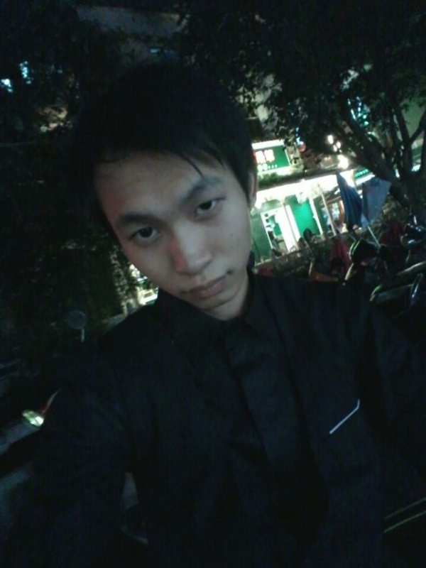 瞬间回眸的第一张照片--宿州相亲服务中心