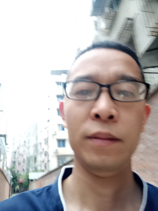眼镜的第一张照片--宿州相亲服务中心