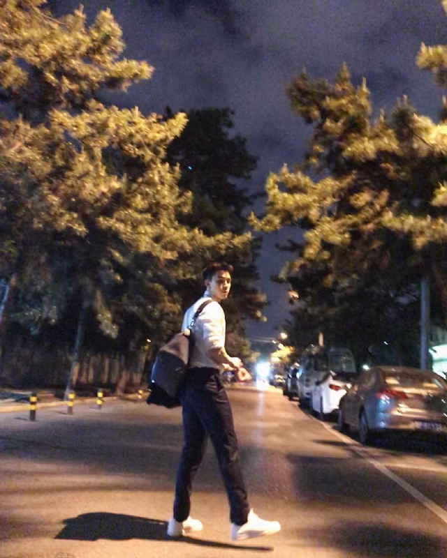 深海的第二张照片--宿州相亲服务中心