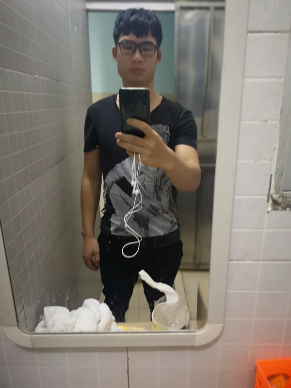 右手的执着的第一张照片--宿州相亲服务中心