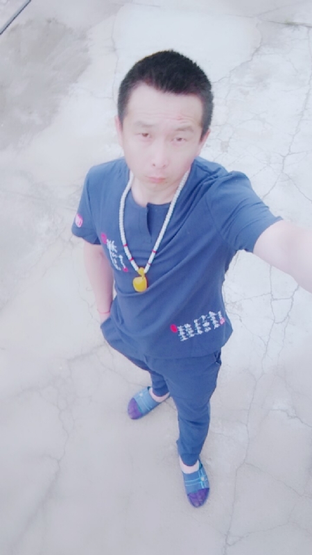 一叶之秋的第一张照片--宿州相亲服务中心