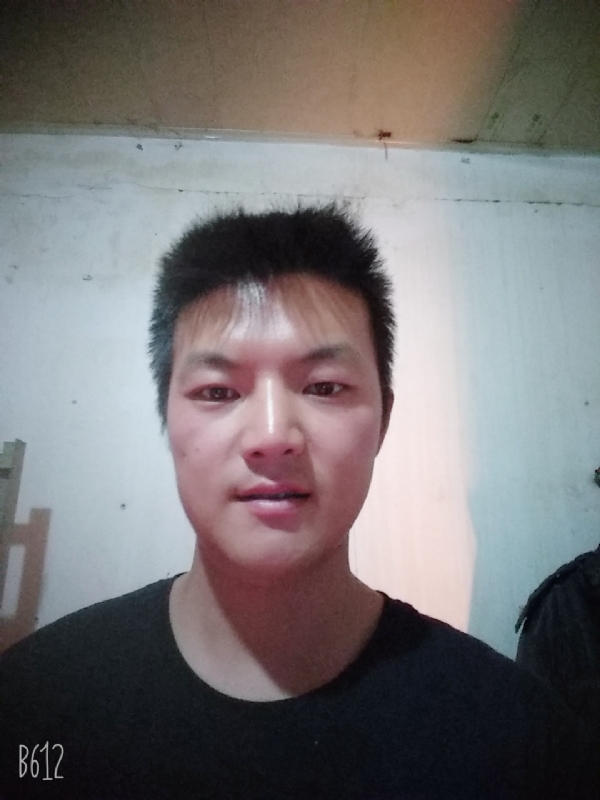 风轻云淡的第一张照片--宿州相亲服务中心