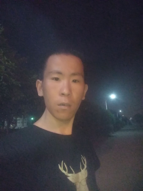 俞凯斌的第一张照片--宿州相亲服务中心