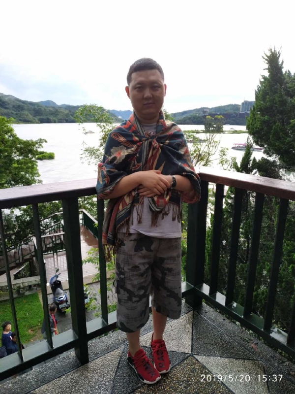 爱情里的俩个人的第一张照片--宿州相亲服务中心