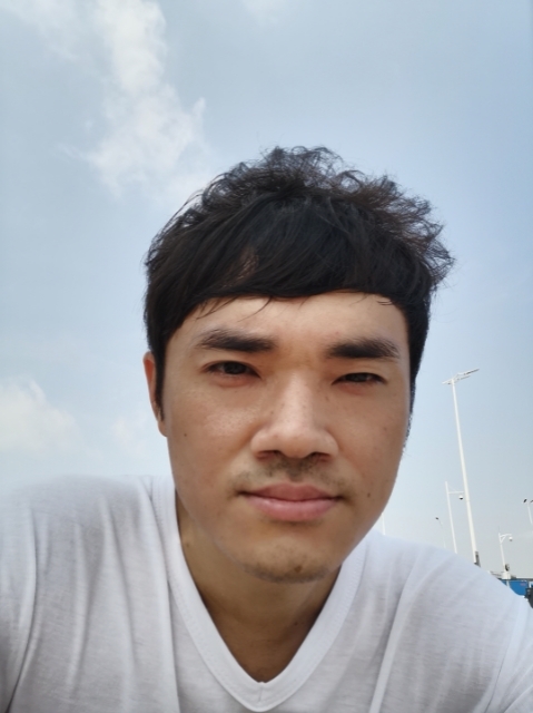 老实人的第一张照片--宿州相亲服务中心