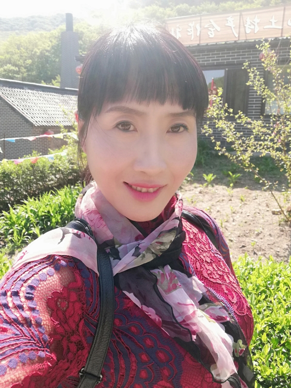 艳阳高照的第一张照片--宿州相亲服务中心