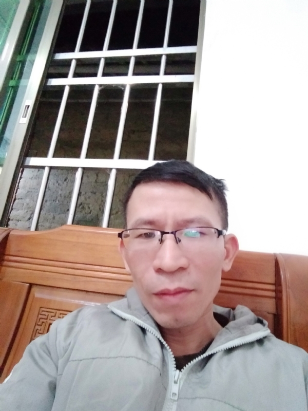 奋斗的第一张照片--宿州相亲服务中心