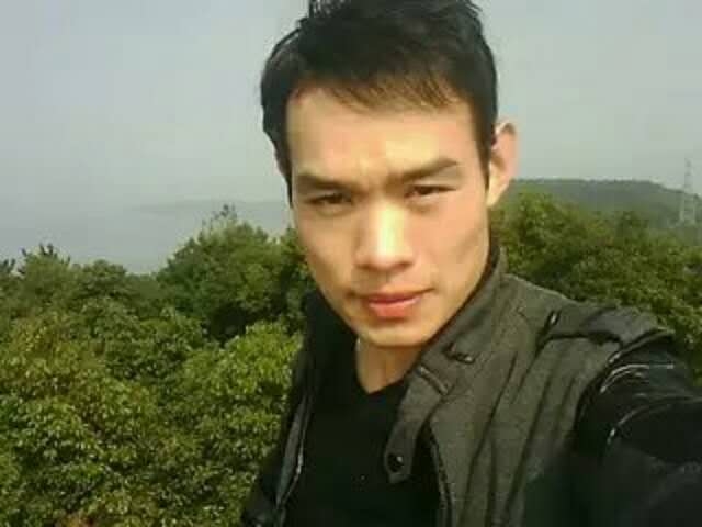 明镜的第一张照片--宿州相亲服务中心