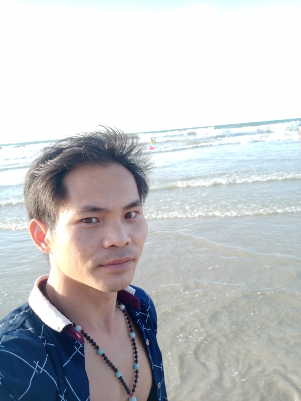 爱已欠费的第一张照片--宿州相亲服务中心