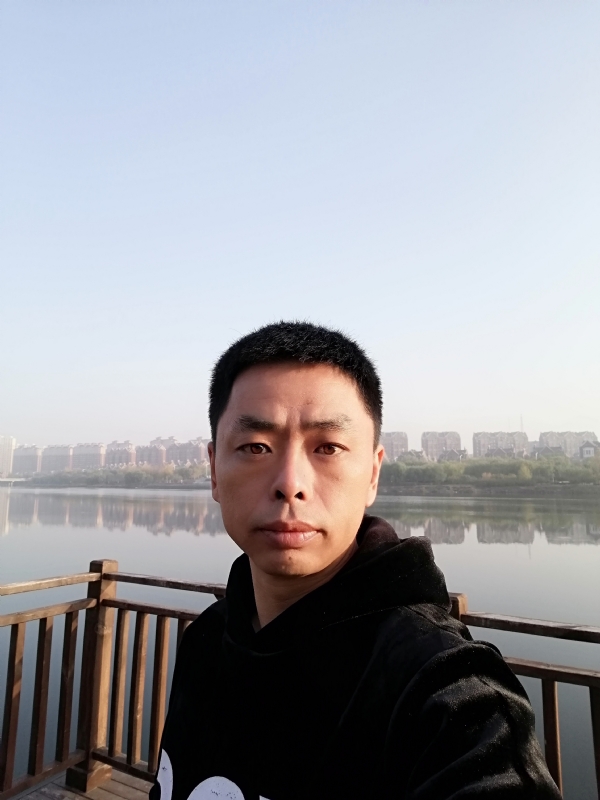 蓝颜的第一张照片--宿州相亲服务中心