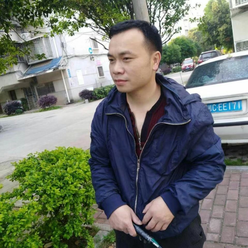 灰色足迹的第一张照片--宿州相亲服务中心