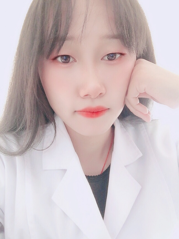 白婚纱的第一张照片--宿州相亲服务中心