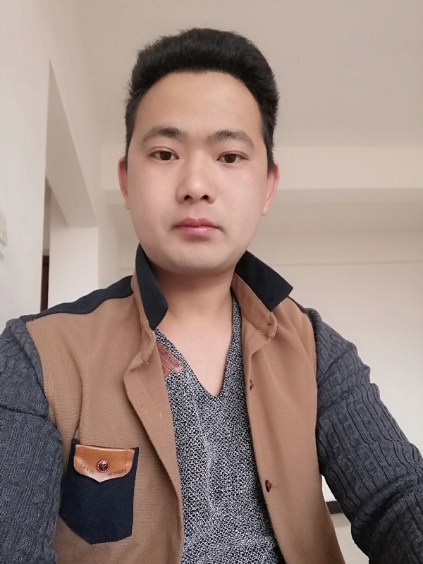 挖哥的第一张照片--宿州相亲服务中心
