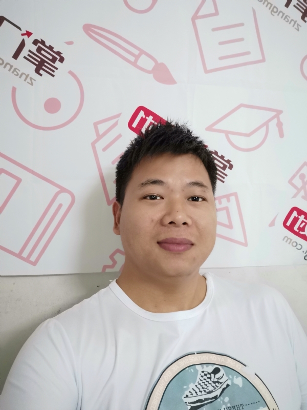 轻静地行走着的第一张照片--宿州相亲服务中心