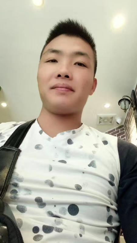 吃生蚝的小乖乖的第一张照片--宿州相亲服务中心