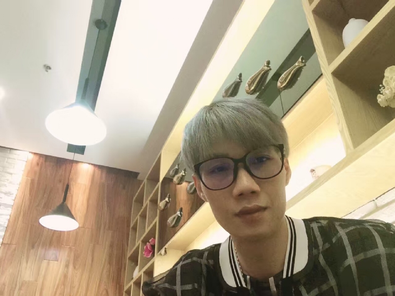 黄峰的第二张照片--宿州相亲服务中心