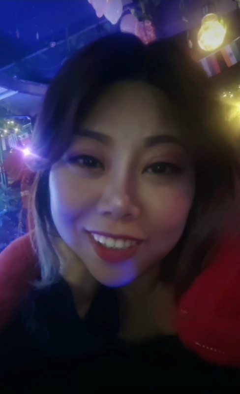 收快递的费仙女的第一张照片--宿州相亲服务中心