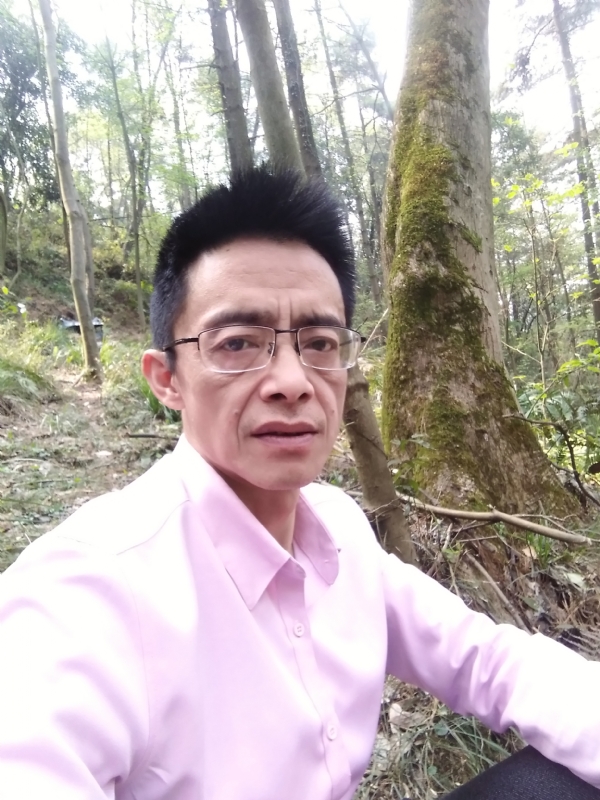 吴彬的第一张照片--宿州相亲服务中心