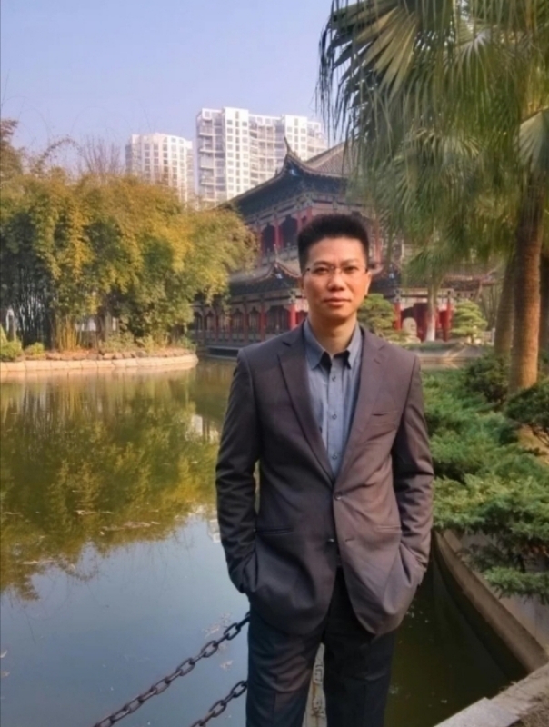 chen的第二张照片--宿州相亲服务中心