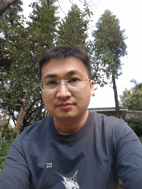 不如随风的第二张照片--宿州相亲服务中心