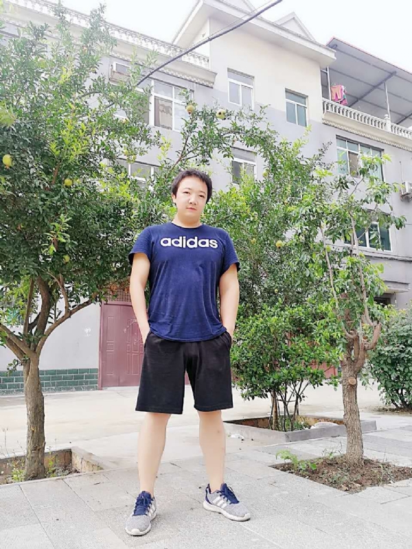 小宇的第一张照片--宿州相亲服务中心