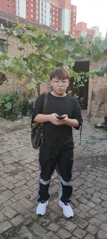 辛禹的第二张照片--宿州相亲服务中心