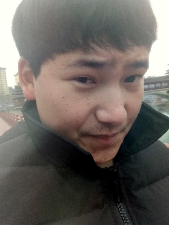 侗族青年作家超超的第二张照片--宿州相亲服务中心