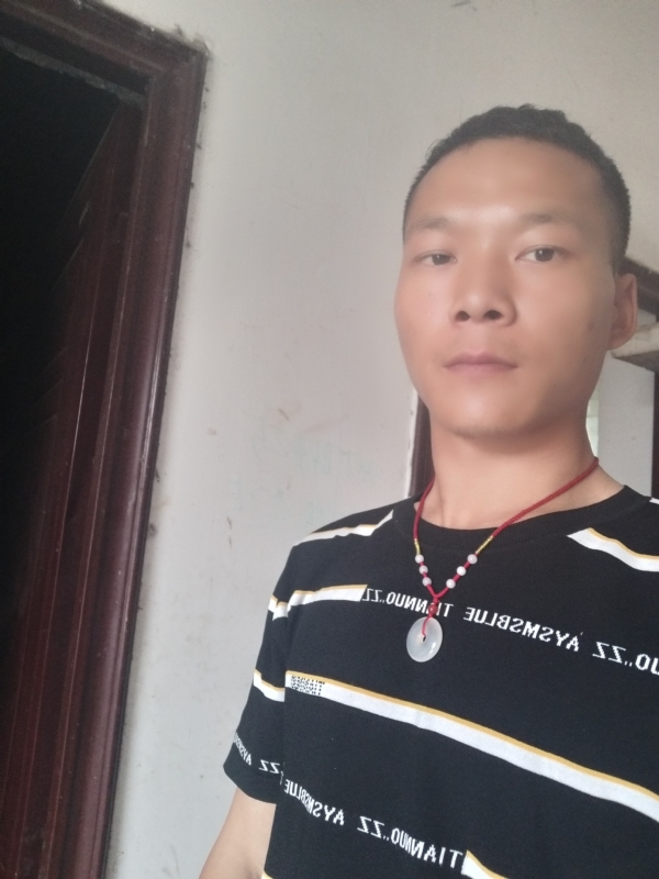 爱，请深爱的第二张照片--宿州相亲服务中心