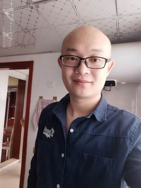 凝望远方的第一张照片--宿州相亲服务中心