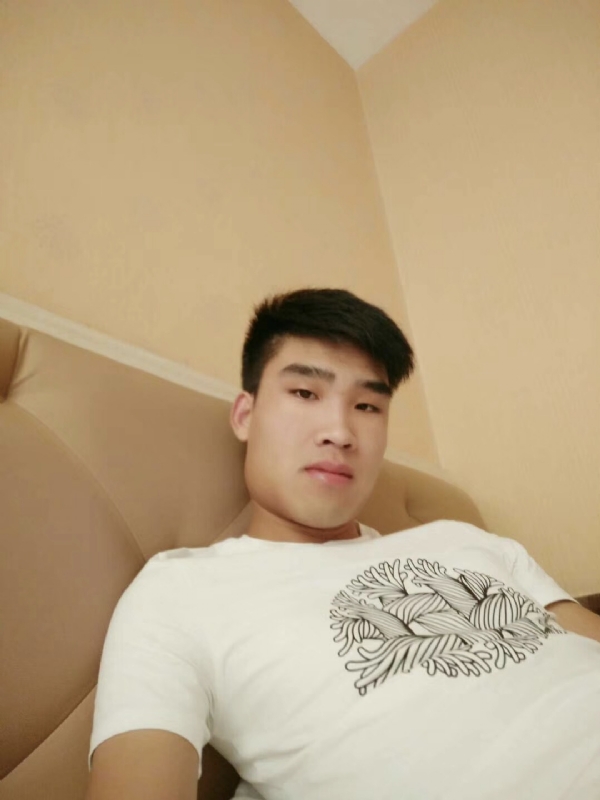 谁不曾孤单上路的第一张照片--宿州相亲服务中心