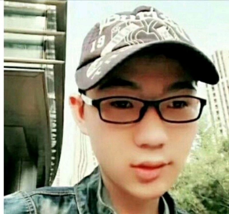 小霪虫的第三张照片--宿州相亲服务中心