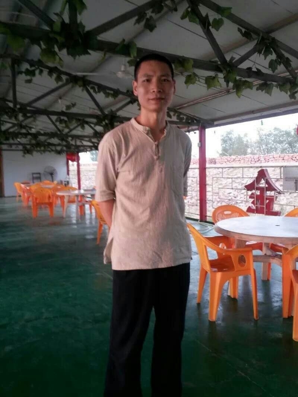 周哥的第三张照片--宿州相亲服务中心