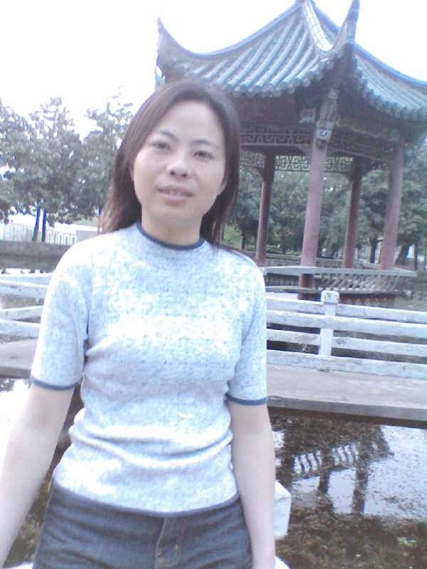 小草的第二张照片--宿州相亲服务中心