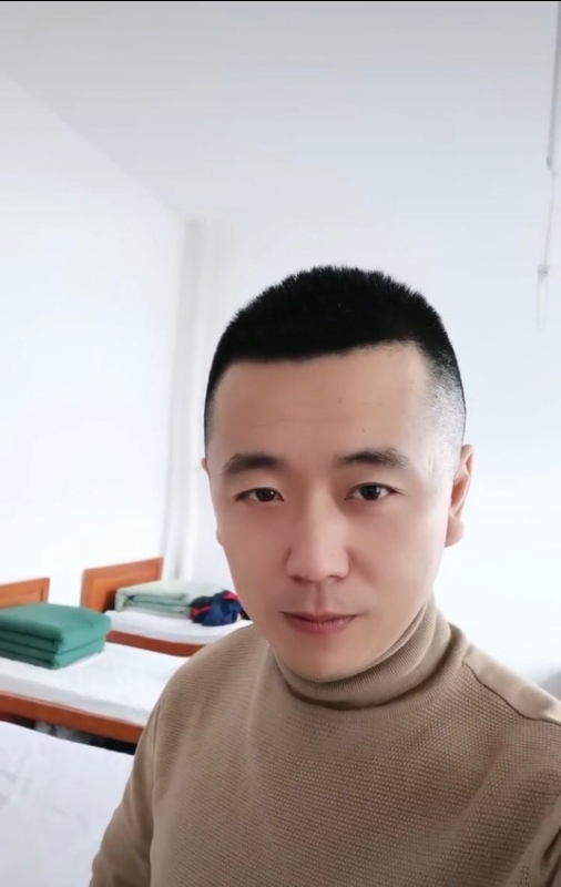随风的第二张照片--宿州相亲服务中心