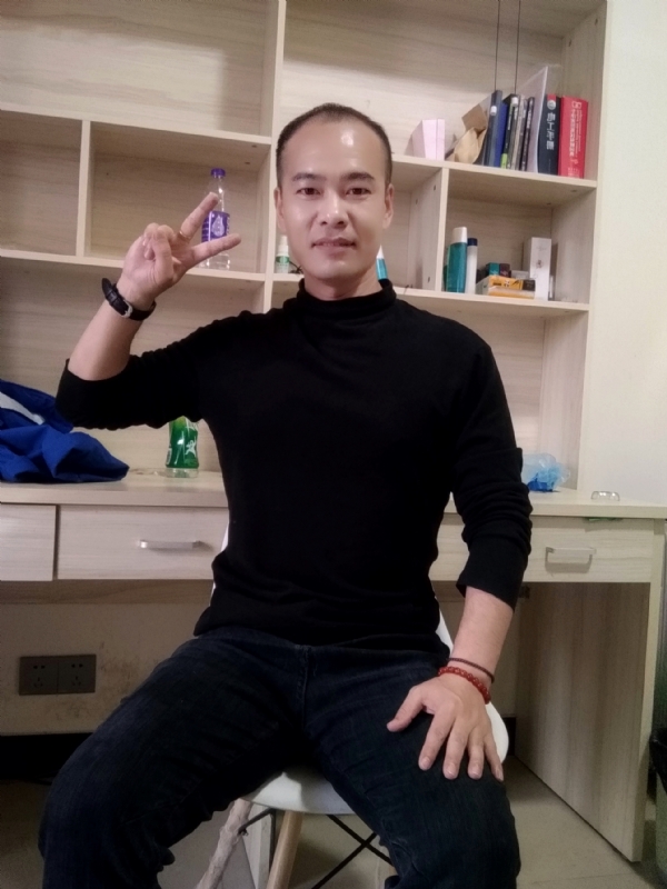 熊大与熊二的第一张照片--宿州相亲服务中心