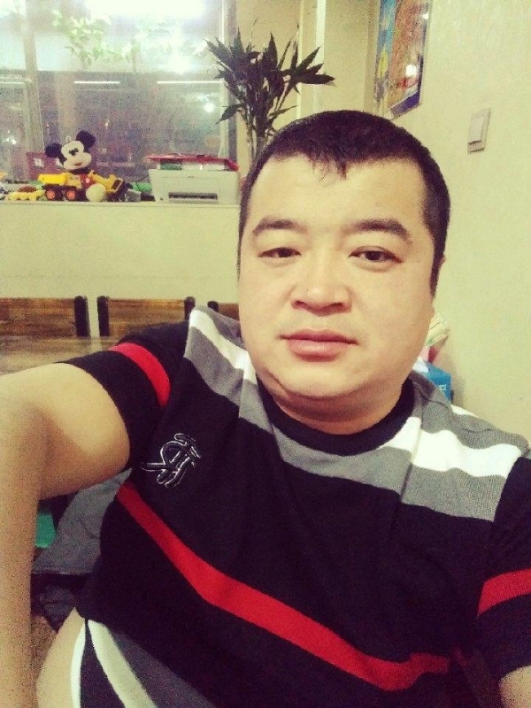 老实人的第一张照片--宿州相亲服务中心