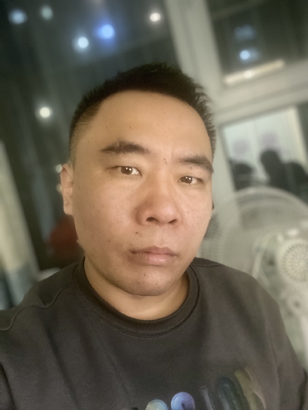 云的第三张照片--宿州相亲服务中心