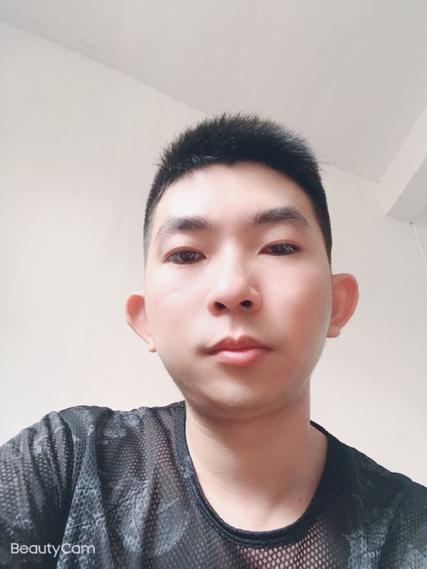 诚恳的第一张照片--宿州相亲服务中心