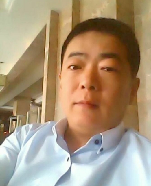 落叶随风的第一张照片--宿州相亲服务中心