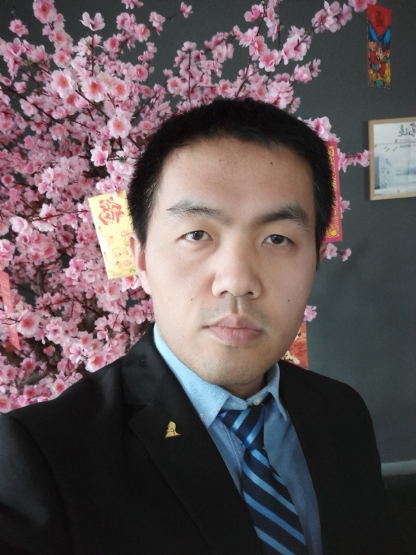 我就是个翻译的第二张照片--宿州相亲服务中心