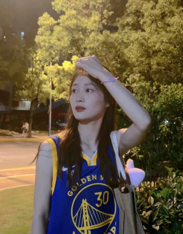 小趴菜的第三张照片--宿州相亲服务中心
