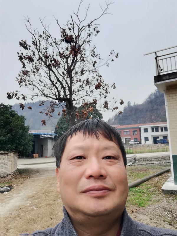 苏众青春冲浪的第二张照片--宿州相亲服务中心