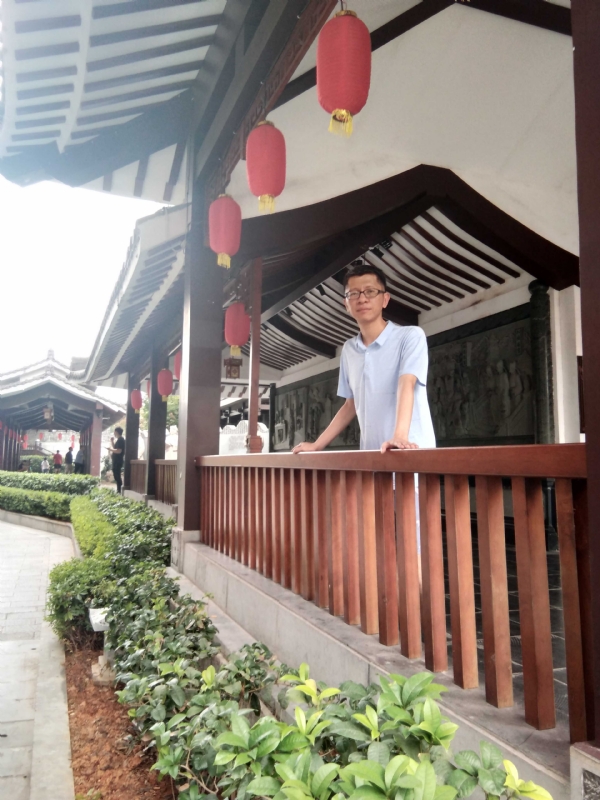 lijian的第一张照片--宿州相亲服务中心