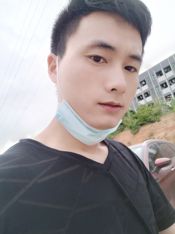 何凡的第二张照片--宿州相亲服务中心