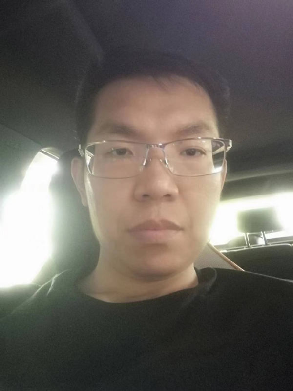 小黑包的第一张照片--宿州相亲服务中心