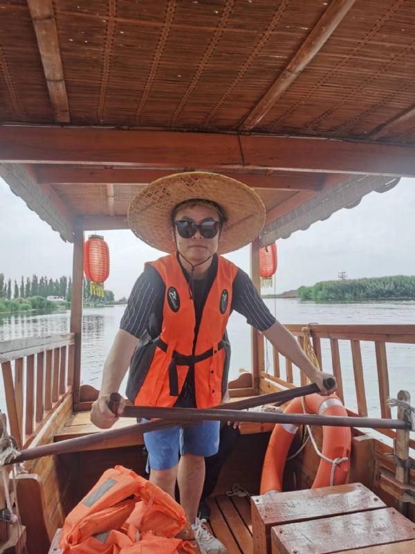 小龙虾的第二张照片--宿州相亲服务中心